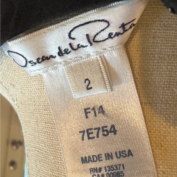 Oscar de la Renta virgin wool top.. look 1 of Fall 2014 collection - Picture 4 of 6